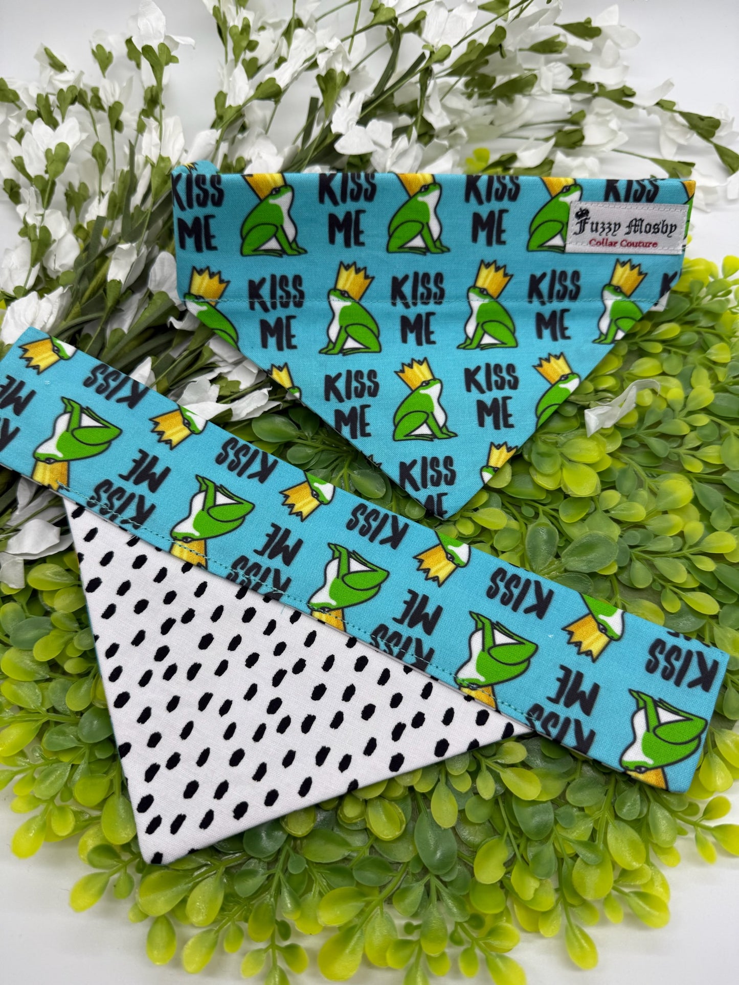 Kiss Me Slide-on Bandana