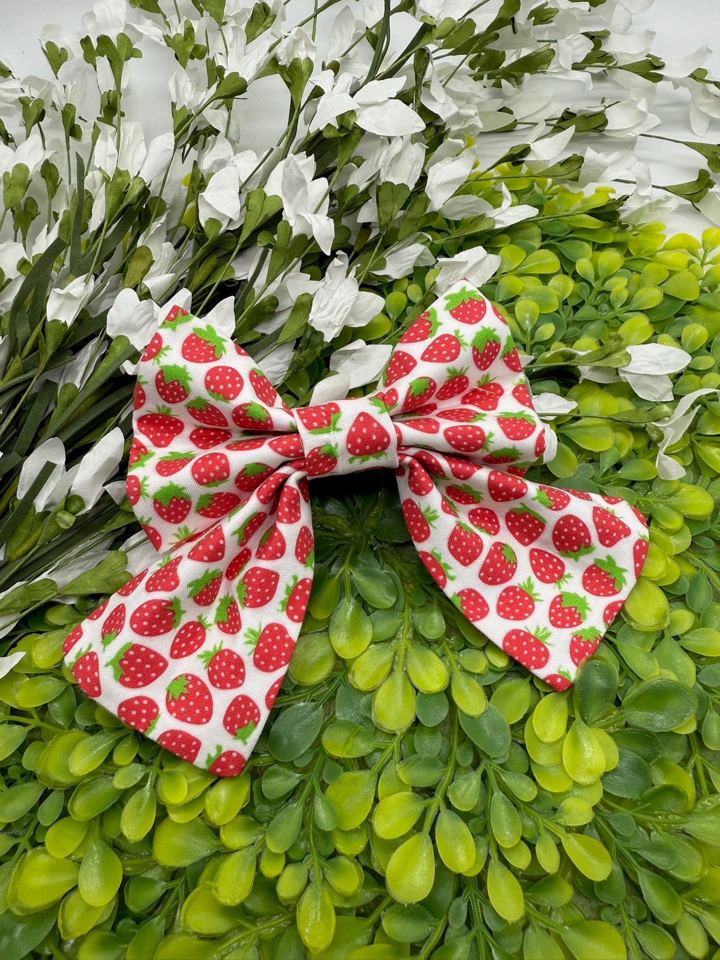 Strawberry Shortcake Slide-on Bow