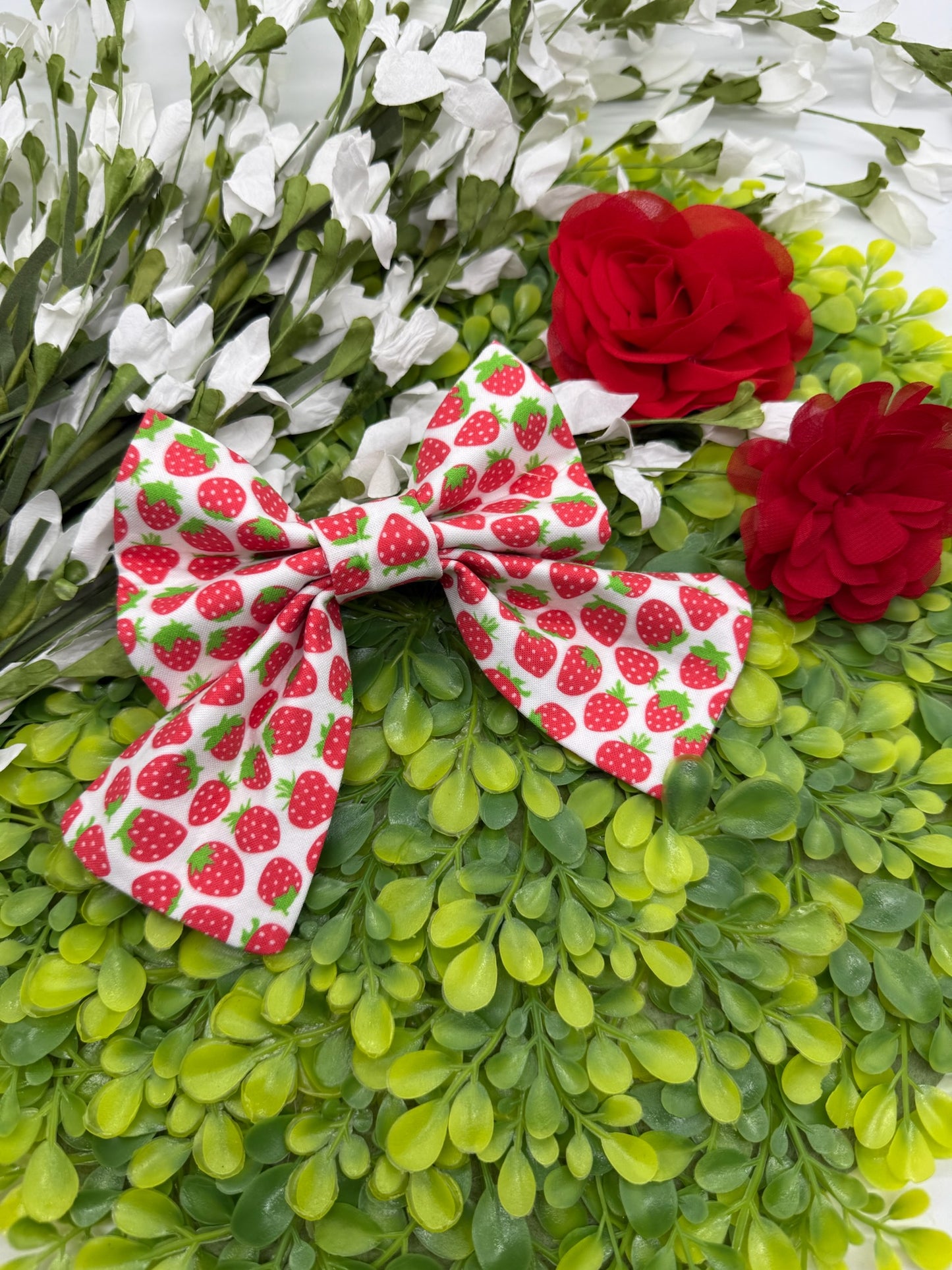 Strawberry Shortcake Slide-on Bow