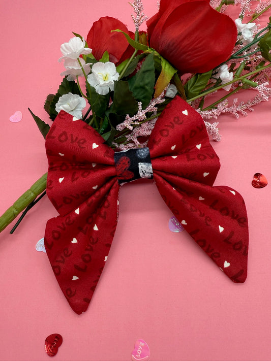 Lots of Luv Slide-on Bow