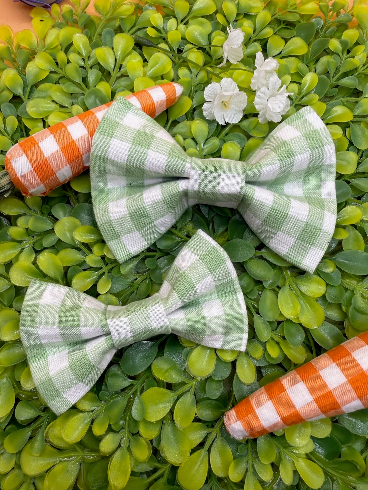 Sage Green Plaid Slide-on Bow-tie